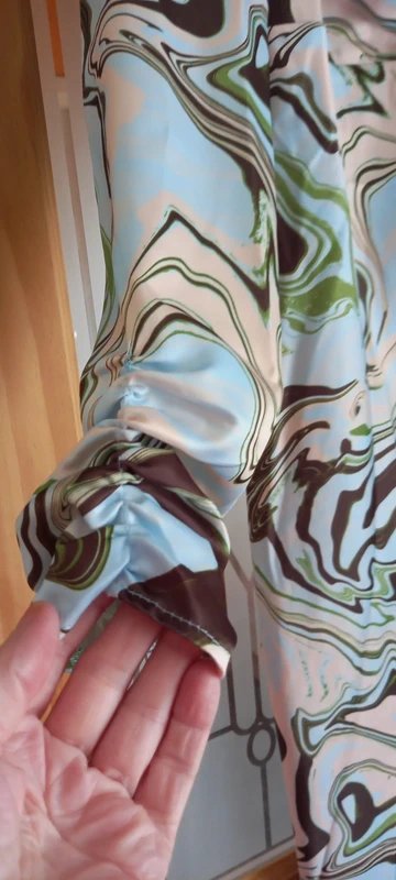 ASOS Design Stunning ladies Satin Special Occasion Midi dress size 14. - 4