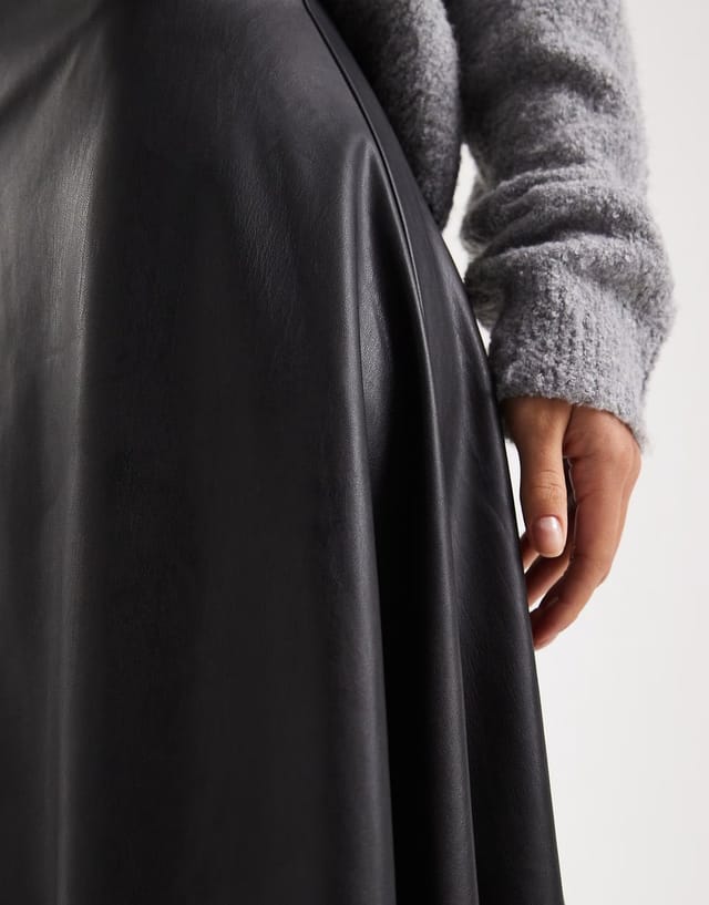 ASOS Miss Selfridge faux leather maxi skirt in black - 3