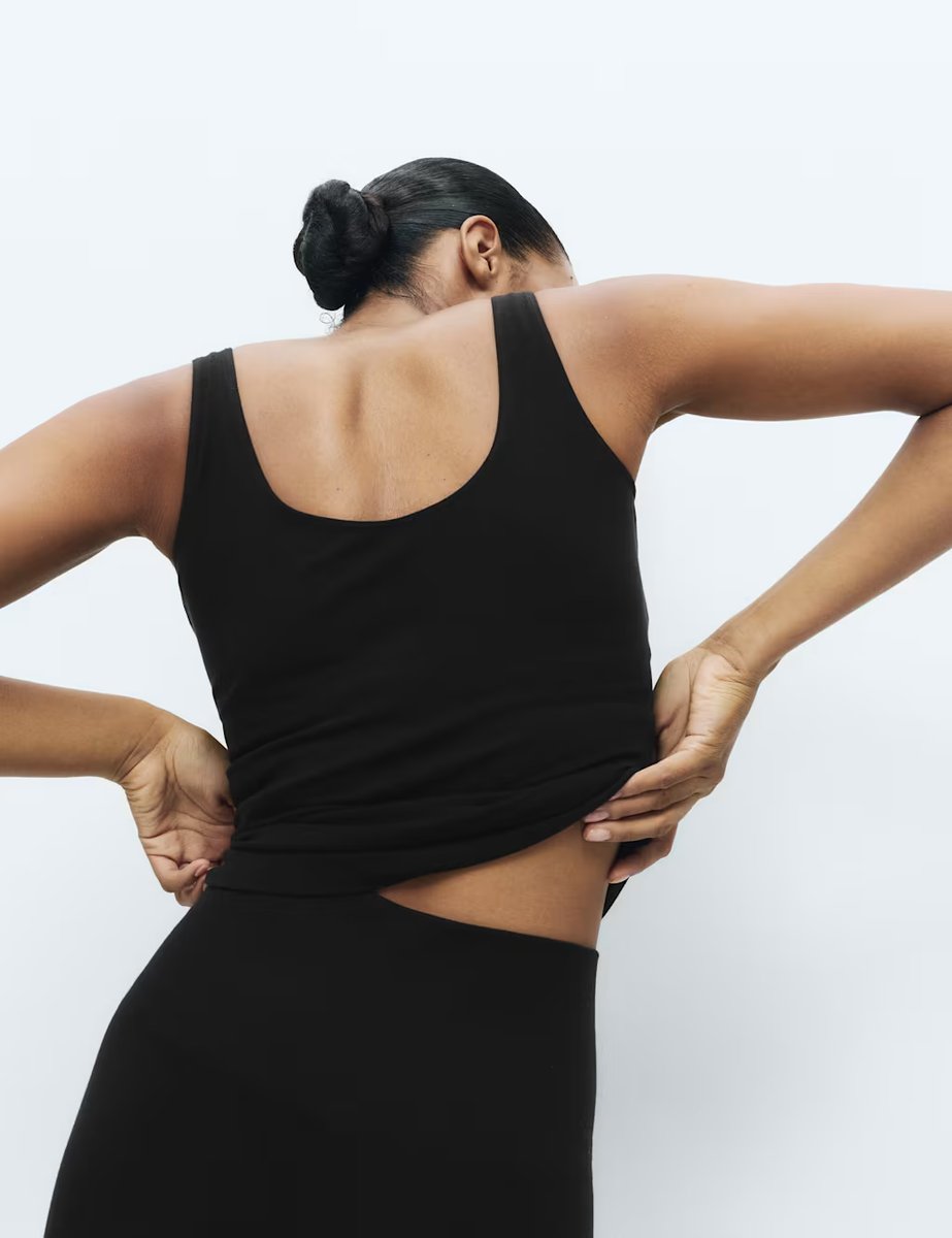 Marks & Spencer M&S Heatgen™ Thermal Light Control Shaping Vest Black - 3