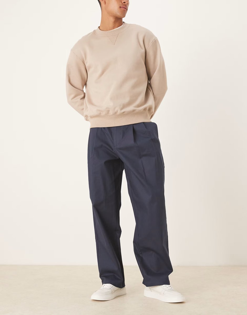 ASOS ASOS DESIGN loose straight trousers in navy with belt - 2