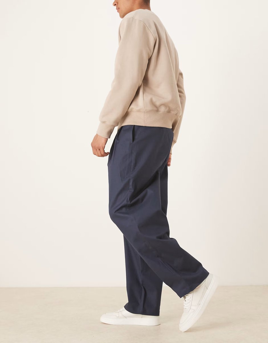 ASOS ASOS DESIGN loose straight trousers in navy with belt - 3