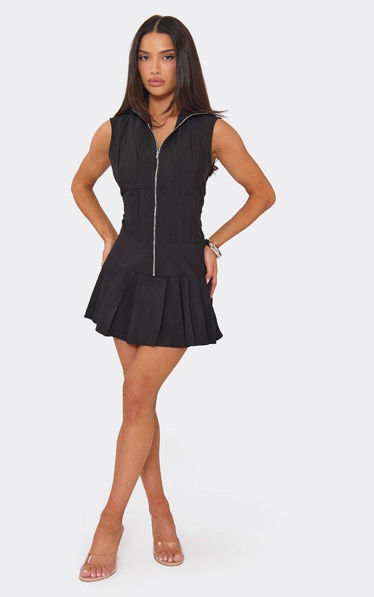EGO Sleeveless Zip Fastening Pleated Hem Playsuit In Black, Women's Size UK 6 - 2