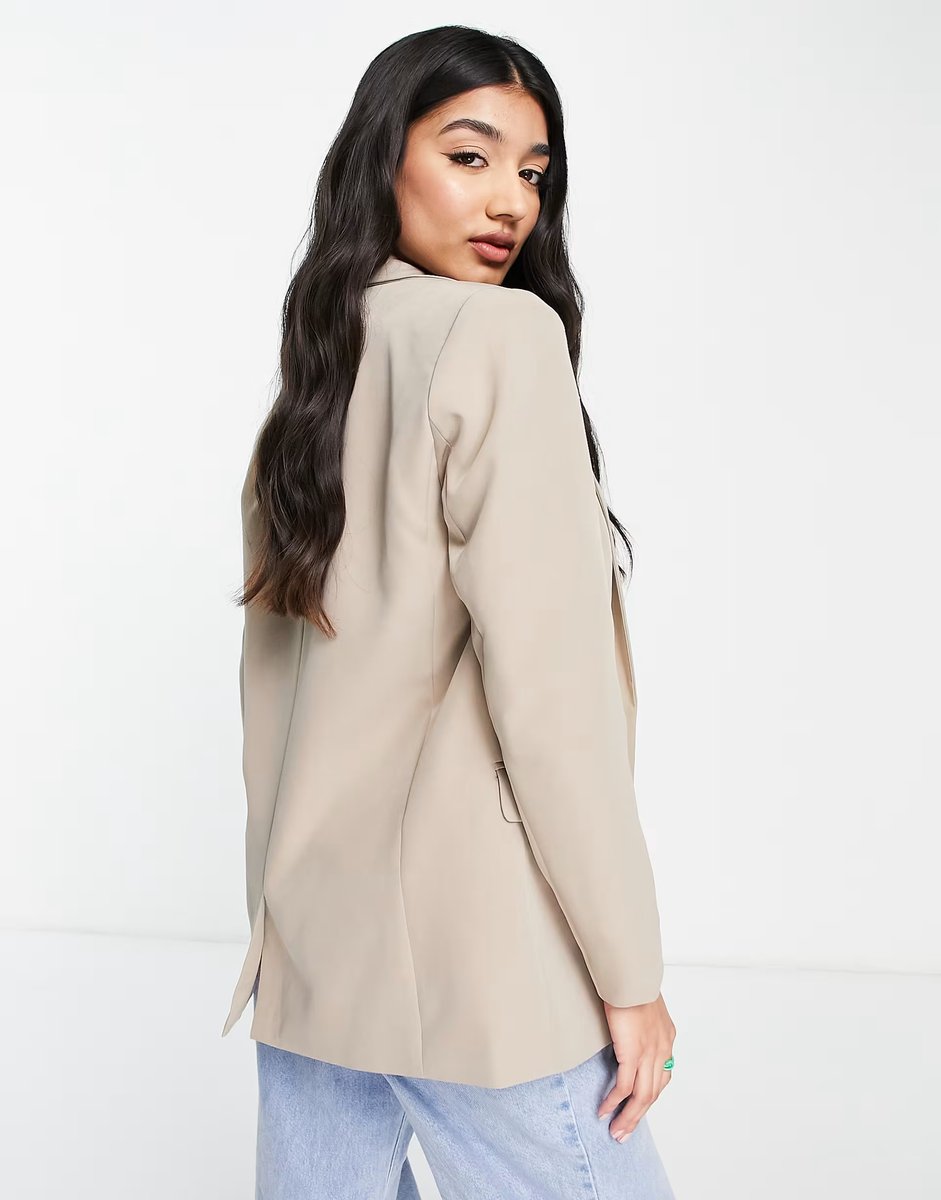 ASOS Pieces tailored oversized blazer in beige - 3