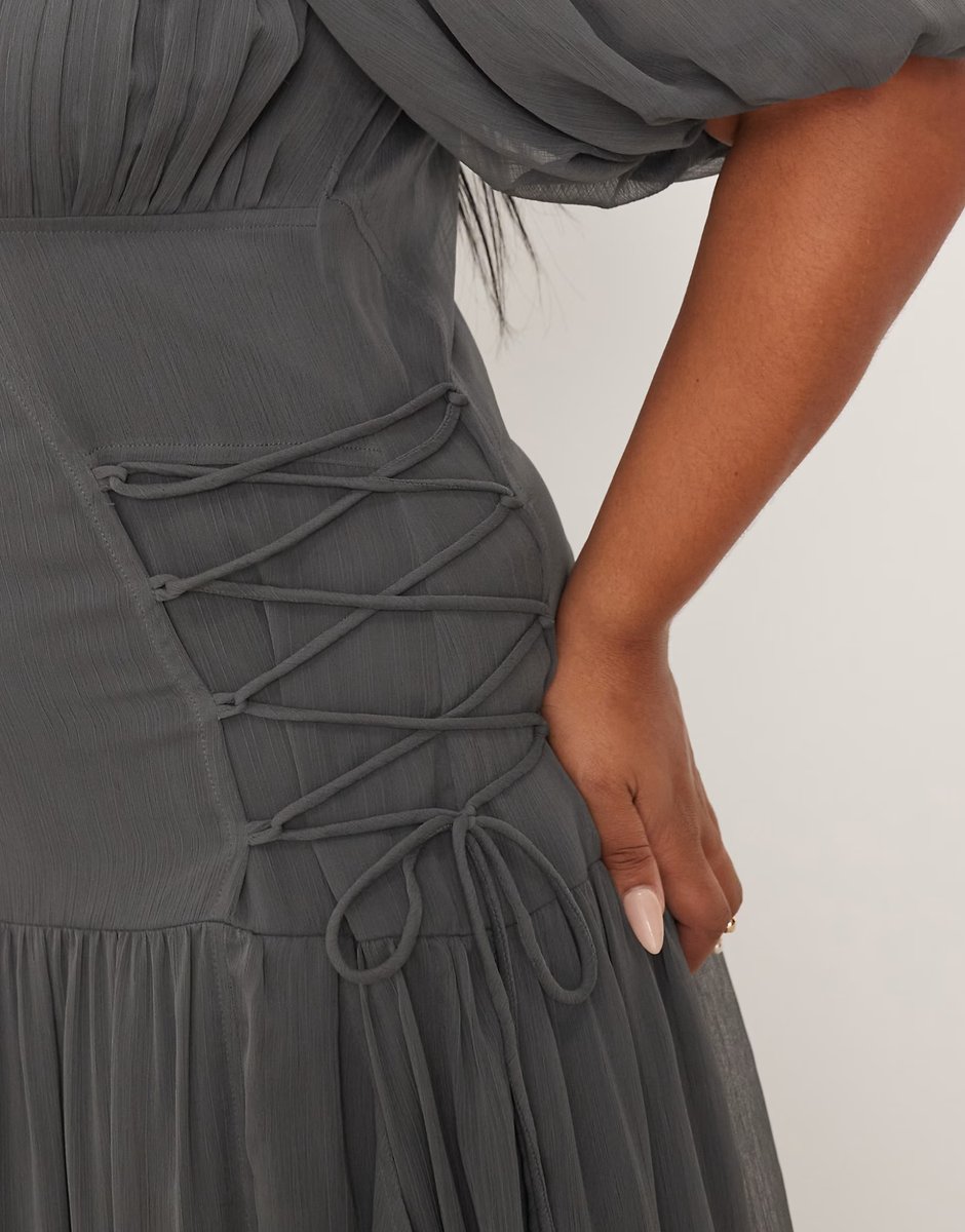 ASOS ASOS DESIGN Curve puff sleeve chiffon maxi dress in charcoal grey - 3