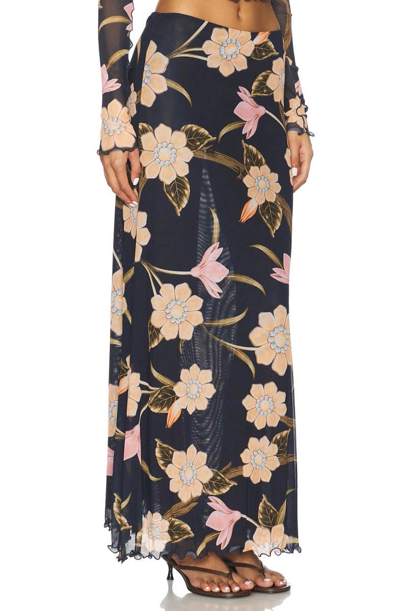 revolve x REVOLVE Brace Skirt in Burgundy Floral - 2