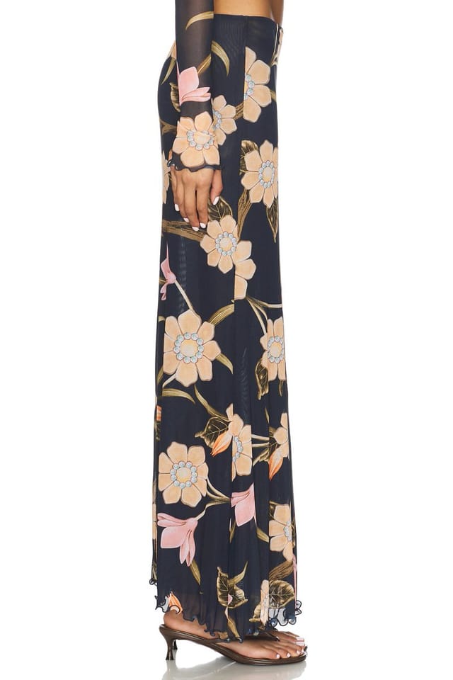 revolve x REVOLVE Brace Skirt in Burgundy Floral - 3