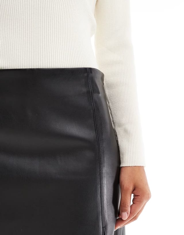 ASOS Vero Moda faux leather mini skirt with notch front in black - 2