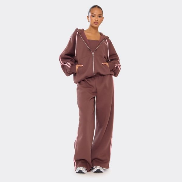 EGO Mid Rise Contrast Stripe Detail Wide Leg Joggers In Chocolate Brown, Women's Size UK 4 - 1