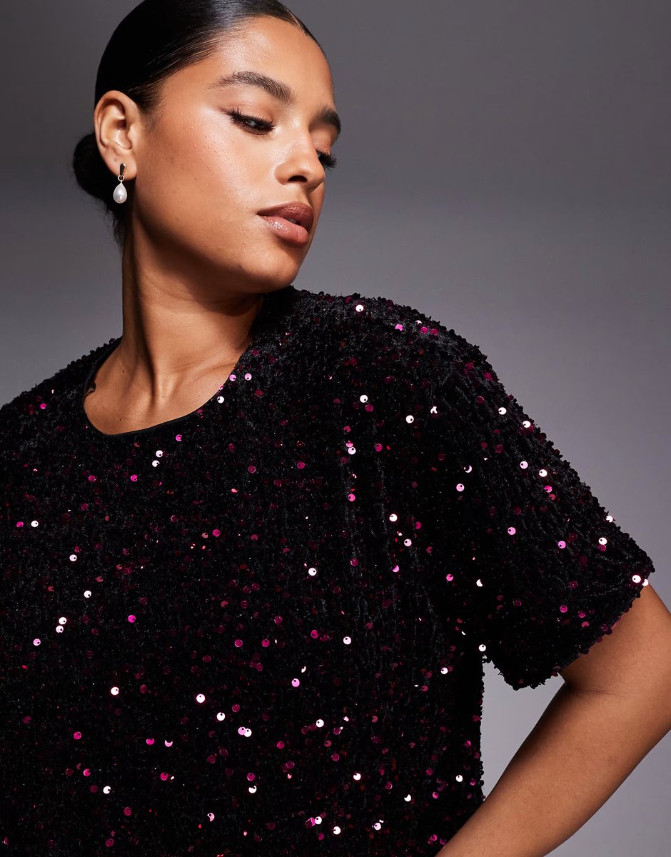 ASOS New Look Curve velvet sequin tee in burgundy - 4