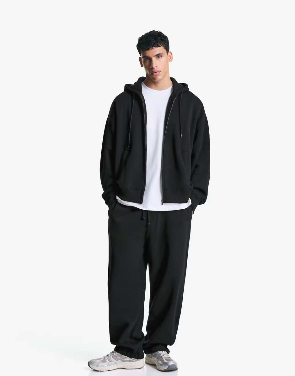 ASOS Bershka Zip-up hoodie in black - 3