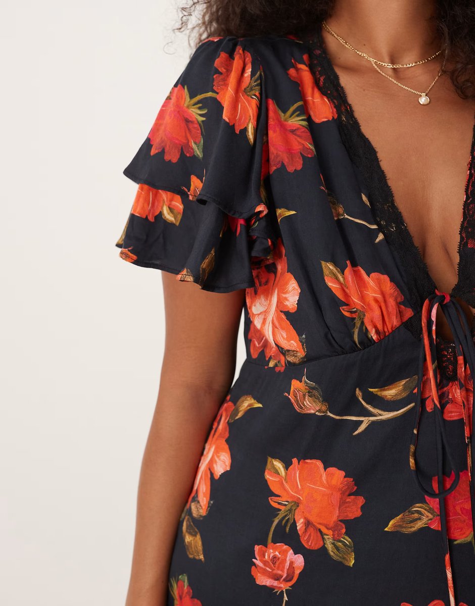 ASOS Hope & Ivy Plus v-neck ruffle sleeve midi tea dress in black and red floral - 3