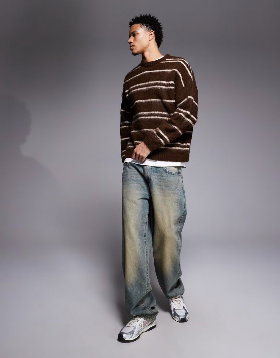 ASOS ASOS DESIGN oversized super fluffy knitted jumper in brown and ecru stripes - 2