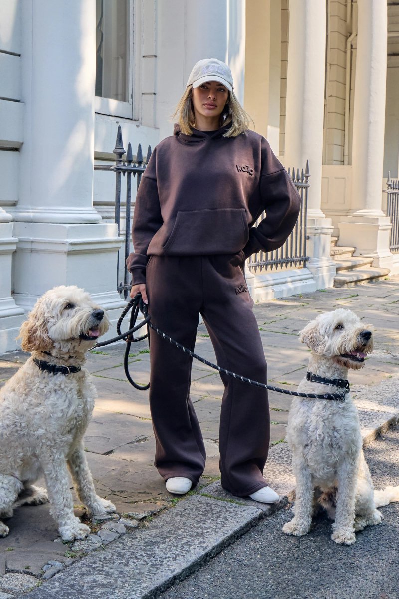 Kaiia Kaiia Embossed Logo Oversized Hoodie Bitter Chocolate - 2