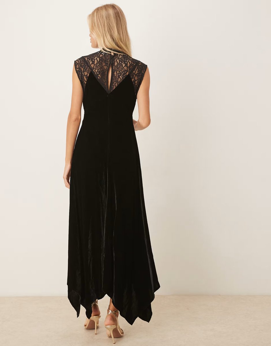 ASOS ASOS DESIGN velvet and lace mix maxi dress with hanky hem in black - 4