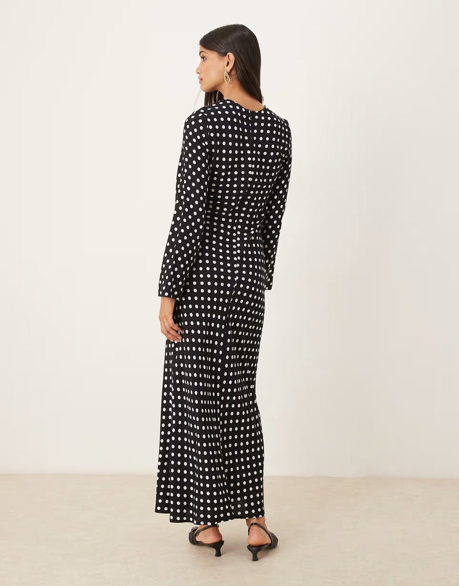 ASOS ASOS DESIGN crew neck stripe maxi dress in black spot - 3
