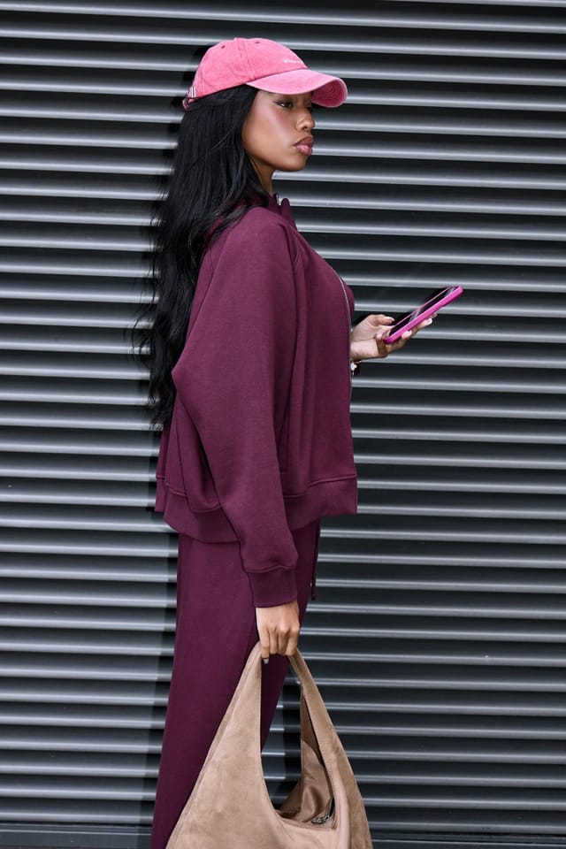 Kaiia Kaiia Label Logo Boxy Zip Through Sweatshirt Plum - 2