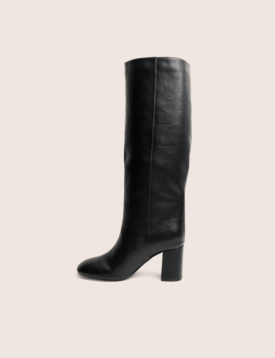 Public Desire Public Desire UK Block Heeled Knee High Boots in Black