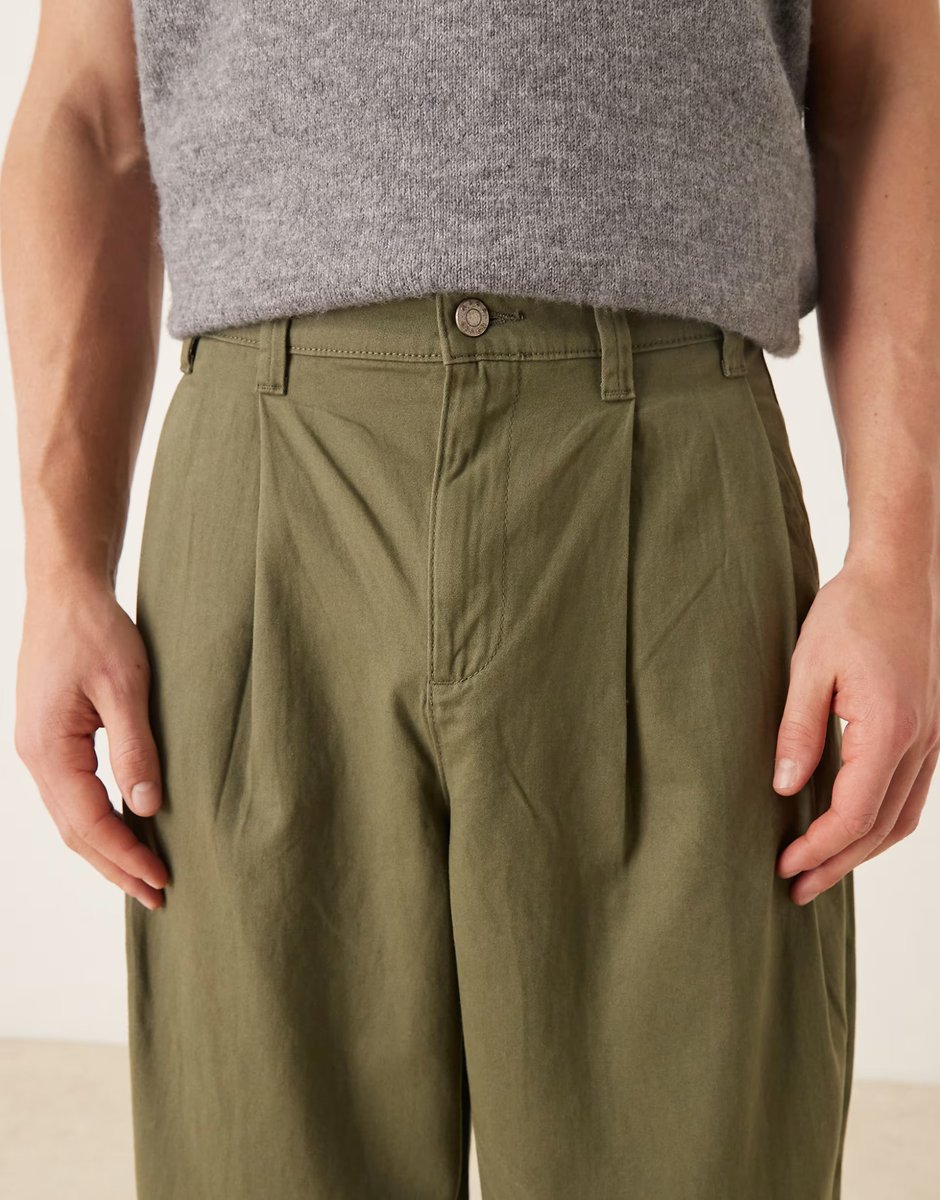 ASOS ASOS DESIGN oversized tapered chinos in khaki - 4