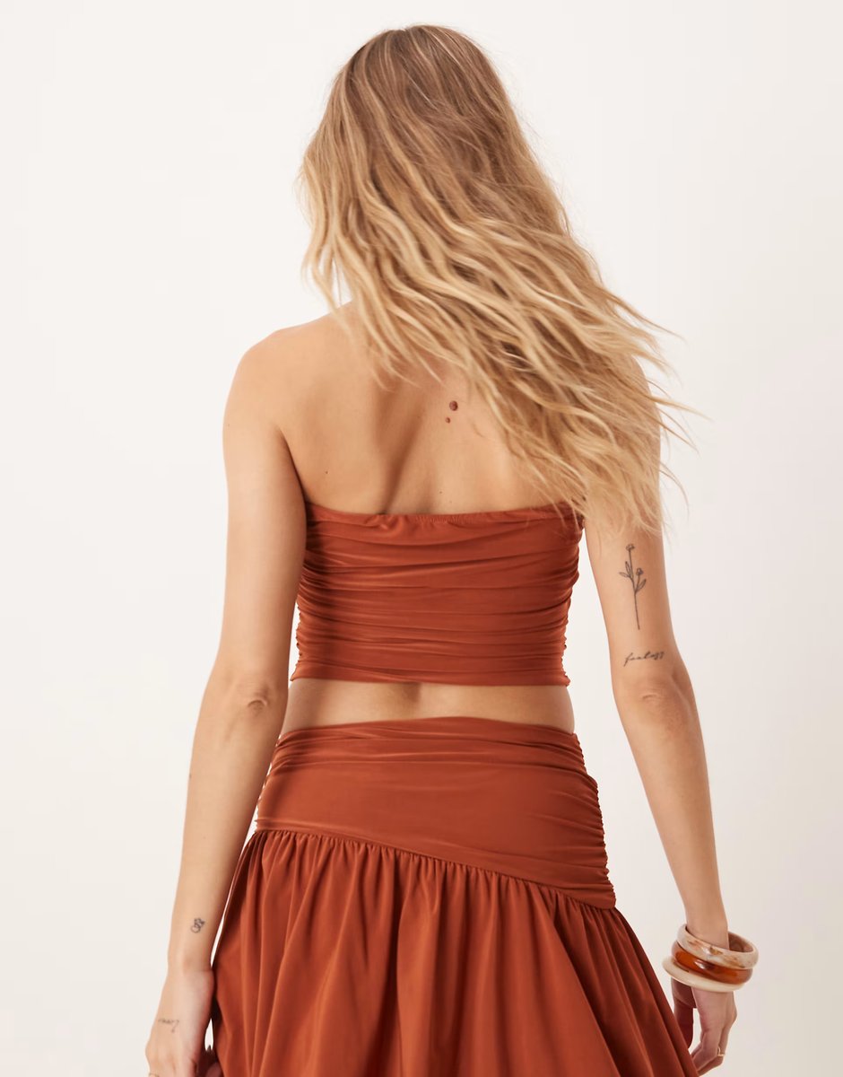 ASOS ASOS DESIGN co-ord gold trim detail ruched cut out bandeau top in rust - 4