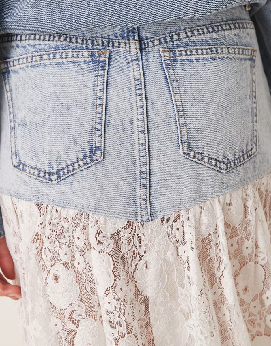 ASOS ASOS DESIGN denim maxi skirt in lightwash blue with lace hem - 4