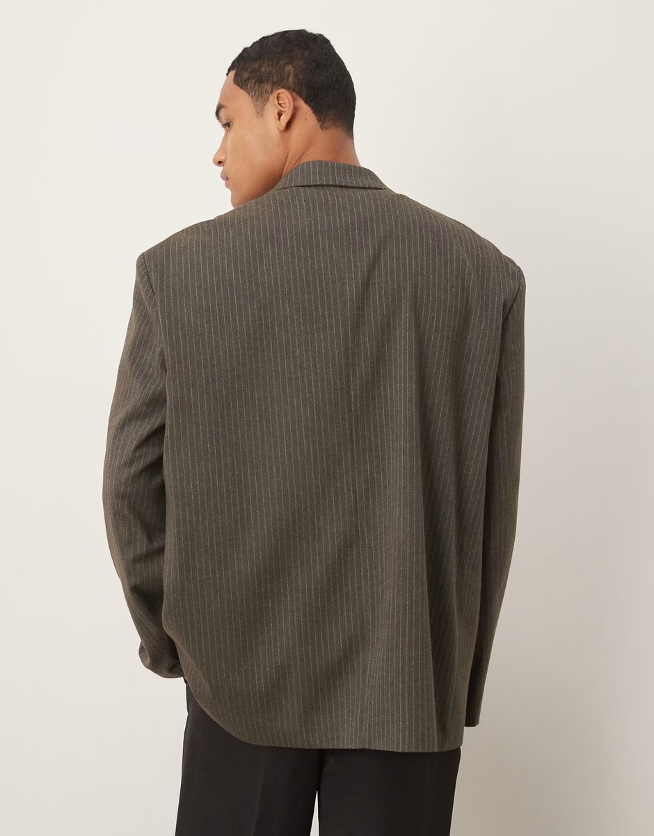 ASOS ASOS DESIGN slouchy oversized blazer in grey flannel pinstripe - 3