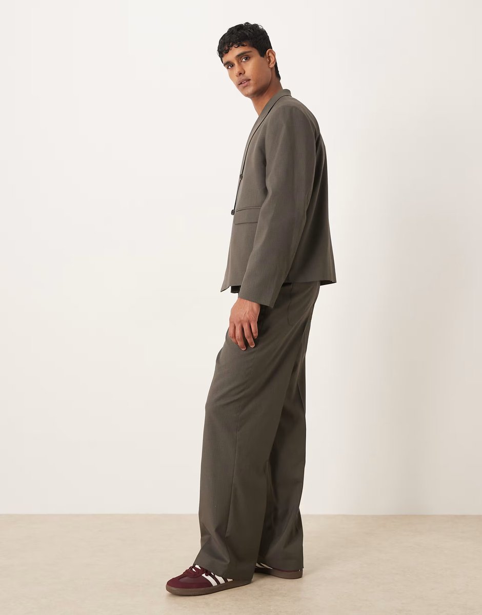 ASOS ASOS DESIGN wide suit trouser in light brown - 3