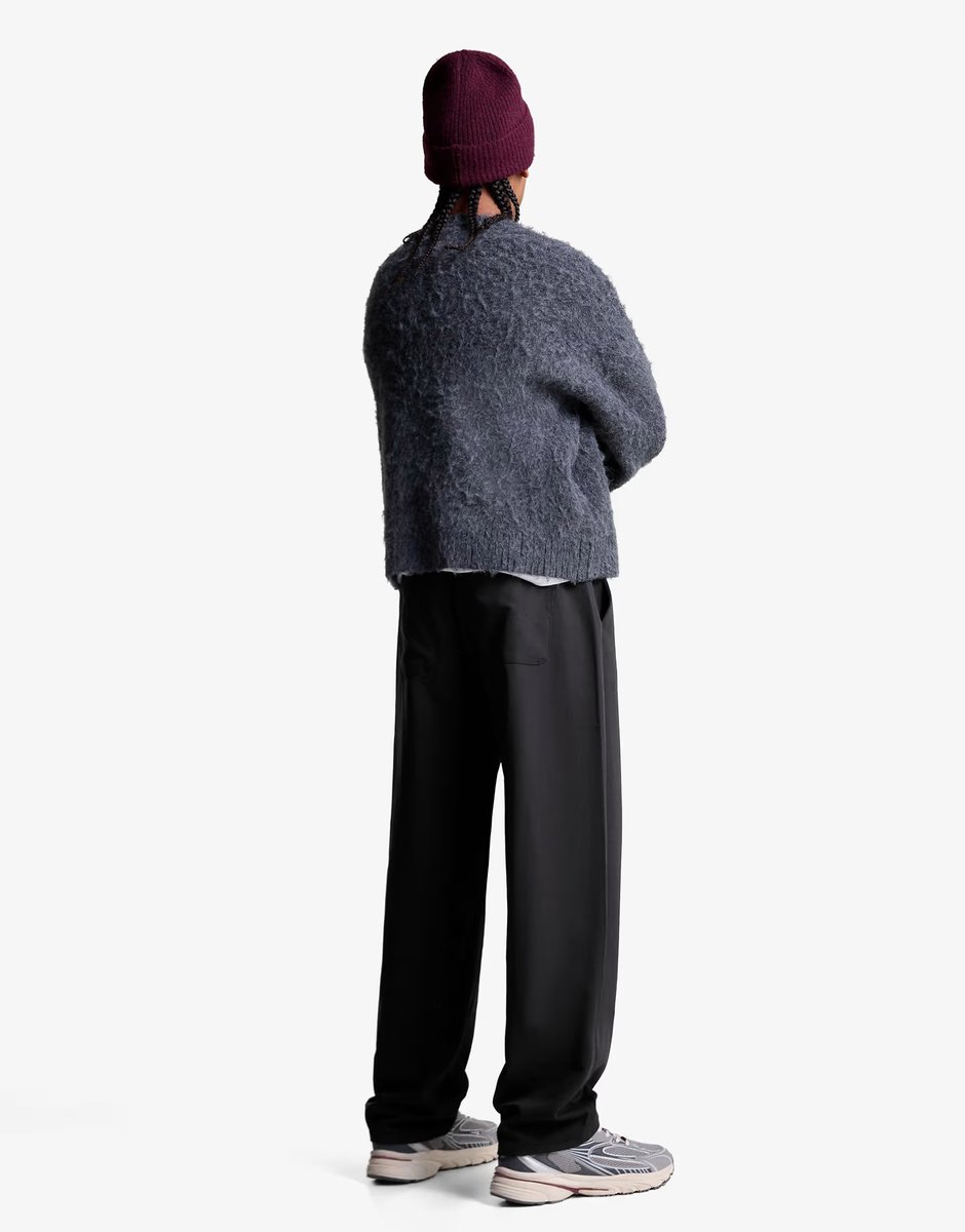 ASOS Bershka Straight-fit tailored jogging trousers in black - 2