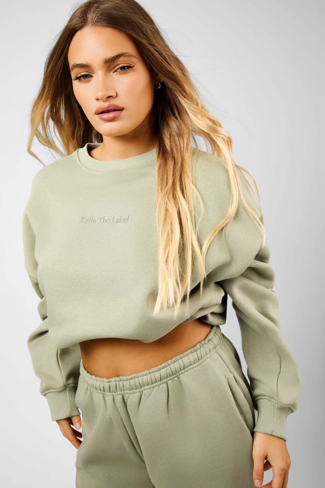 Kaiia Kaiia The Label Bubble Hem Cropped Sweatshirt Sage - 3