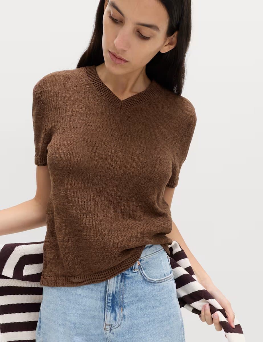 Marks & Spencer M&S Cotton Rich V-Neck Slim Fit Knitted Top Conker
