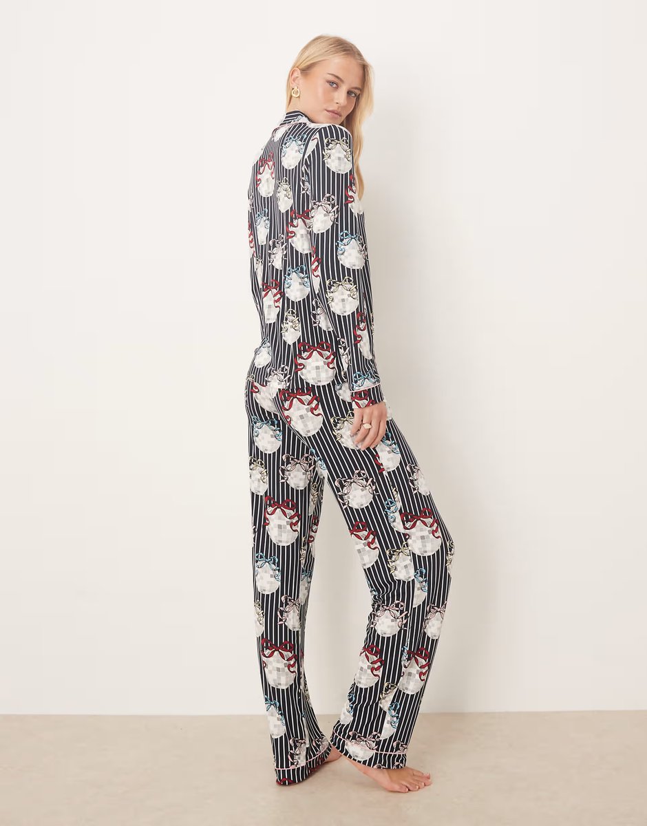 ASOS Chelsea Peers Tall poly long sleeve revere pyjama set in Christmas disco ball print - 3