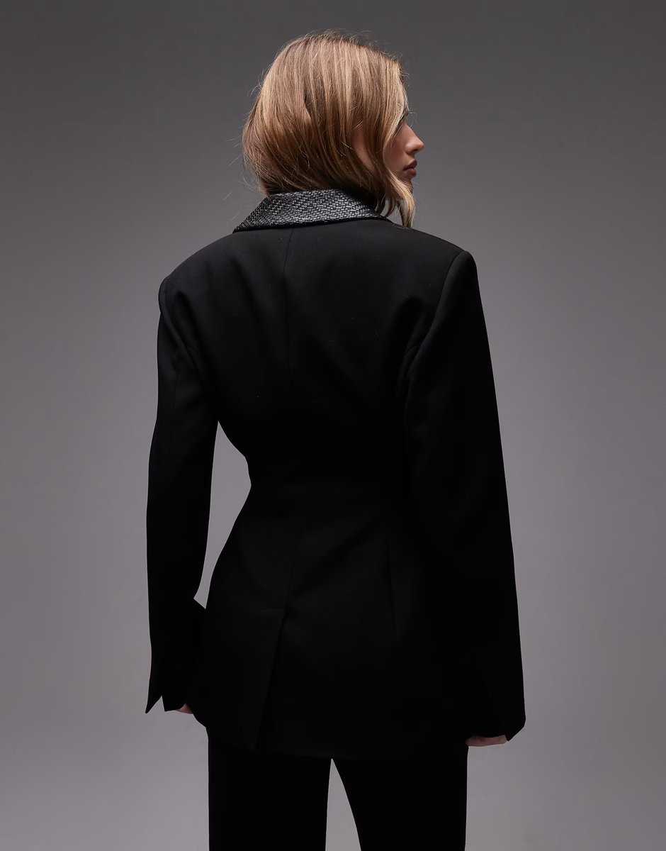 ASOS ASOS DESIGN tailored cinch waist blazer with faux leather lapels in black - 4