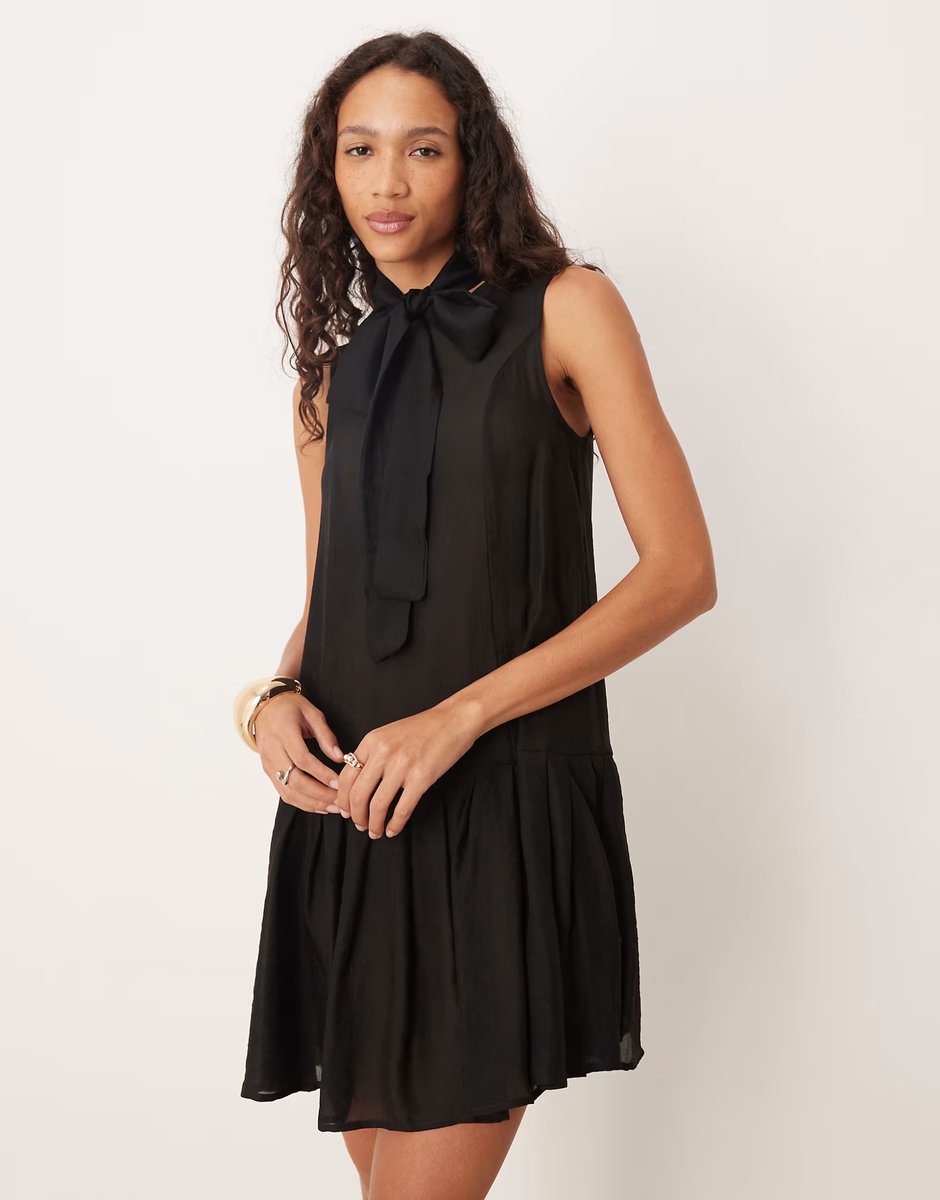 ASOS Sister Jane pussybow pleated skirt mini dress in black - 4