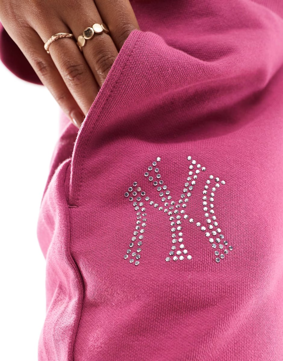 ASOS New Era NY Yankees embellished logo jogger co-ord in pink - 4