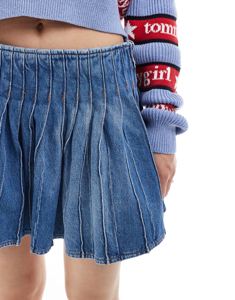 ASOS Tommy Jeans tommy girl pleated denim mini skirt in dark wash - 4
