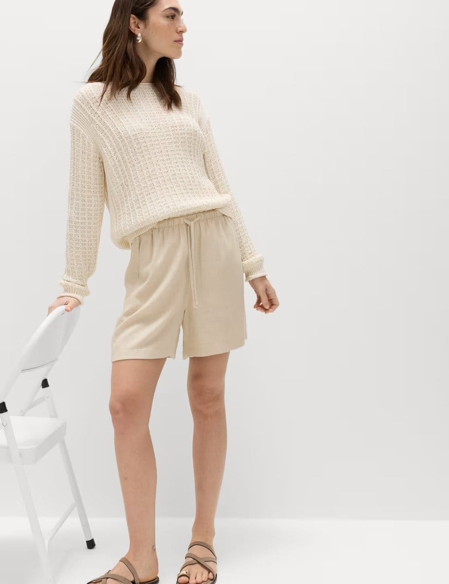 beige