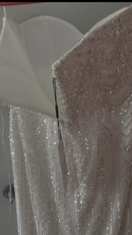 Lenta Wedding White sequinned and beaded mid-length pencil dress – new with tags - 4