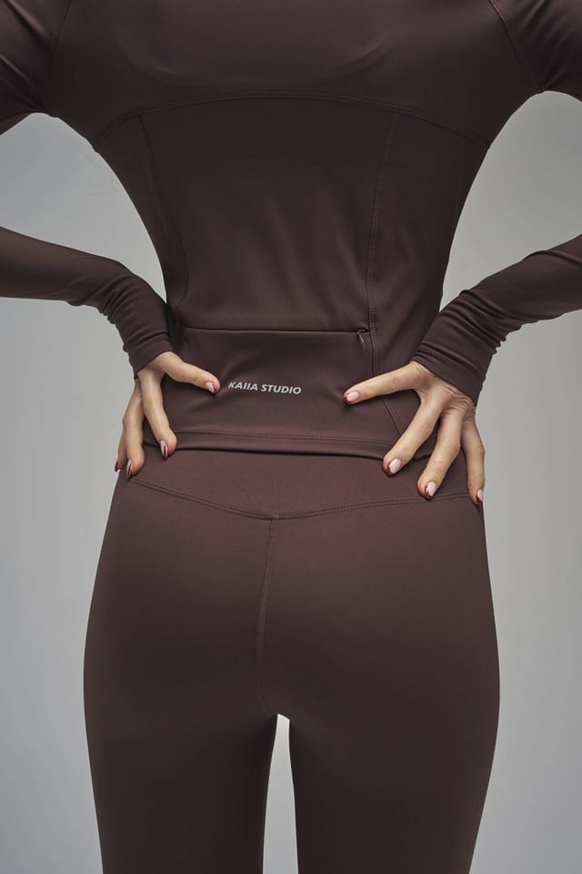 Kaiia Kaiia Sculpt Long Sleeve Zip Through Fitted Jacket Brown - 3