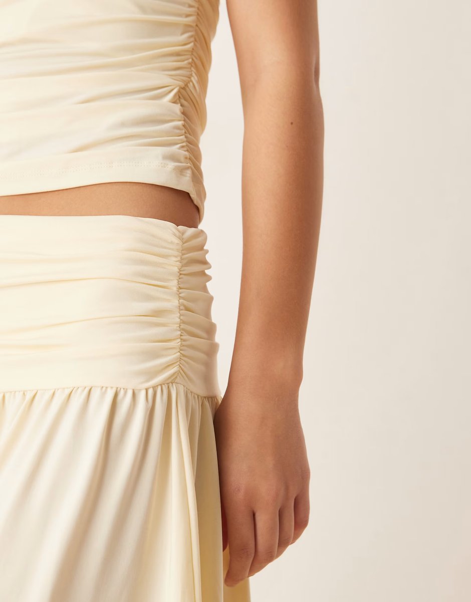 ASOS ASOS DESIGN mix & match drop waist ruched maxi skirt in buttermilk - 2