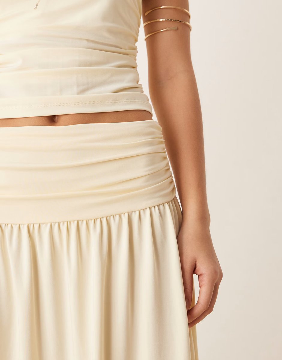 ASOS ASOS DESIGN mix & match drop waist ruched maxi skirt in buttermilk - 3