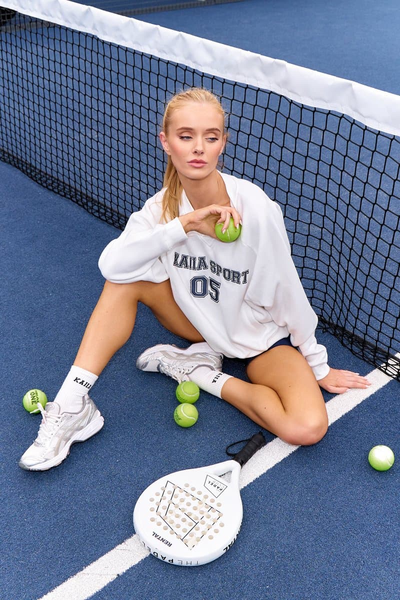 Kaiia Kaiia Sport V Neck Oversized Sweatshirt White & Navy