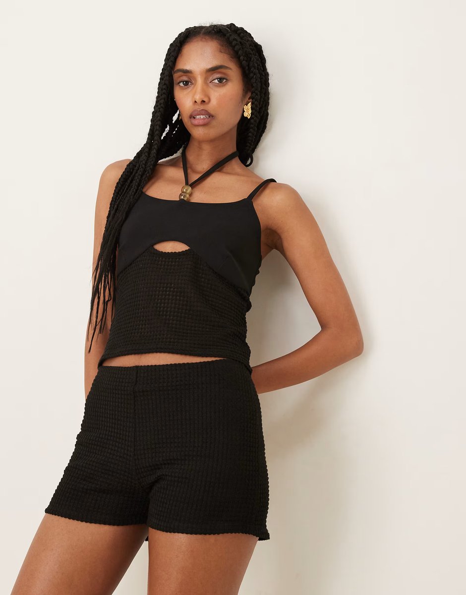 ASOS ASOS DESIGN co-ord crochet micro short in black - 4