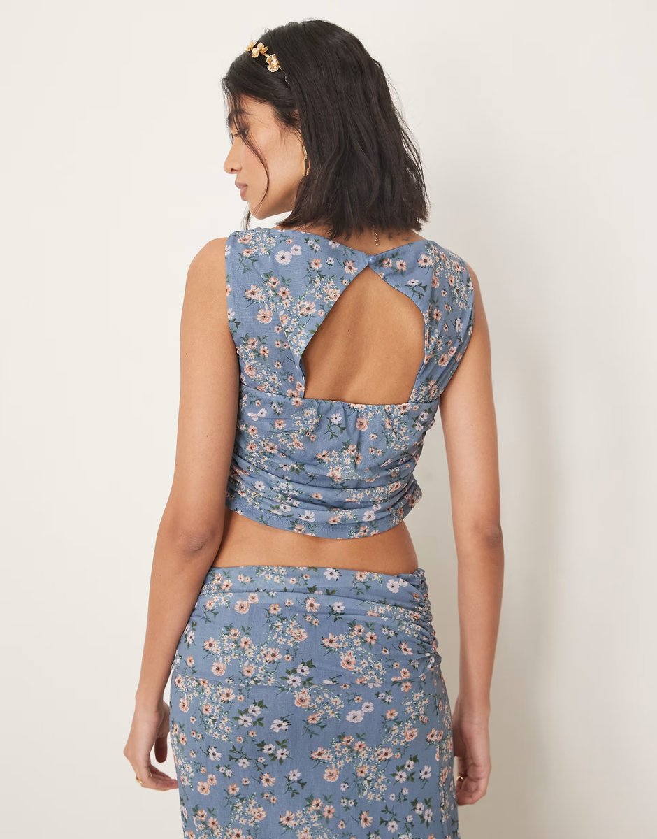 ASOS ASOS DESIGN co-ord backless ruched drape top in blue floral - 2