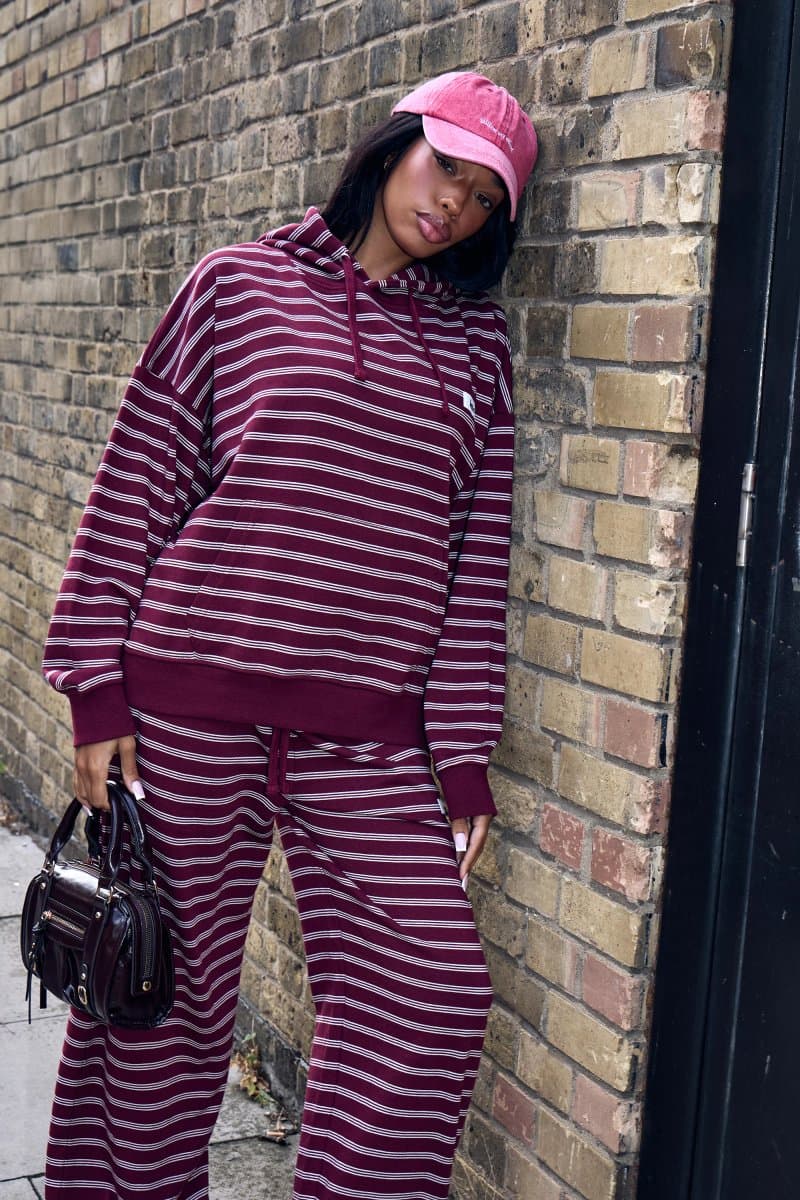 Kaiia Kaiia Oversized Striped Hoodie in Burgundy & Cream