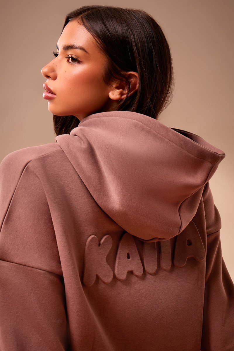 Kaiia Kaiia Embossed Bubble Logo Oversized Hoodie Nutmeg - 2