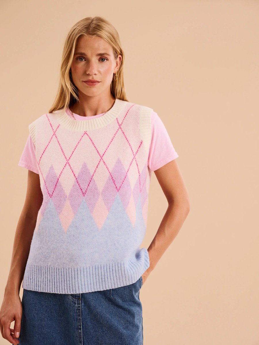 OMNES Bobbi Fluffy Argyle Vest - 3