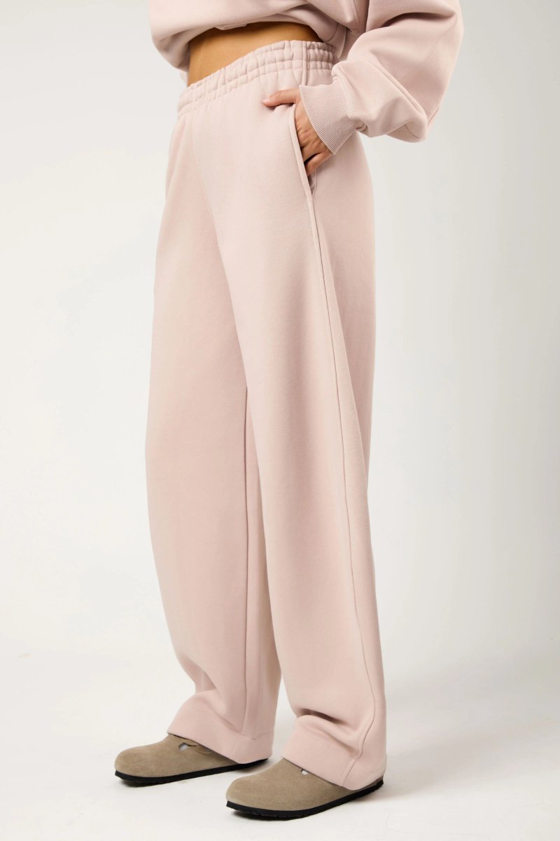 Kaiia Kaiia The Label Seam Detail Side Pocket Barrel Leg Joggers Pink Champagne - 3