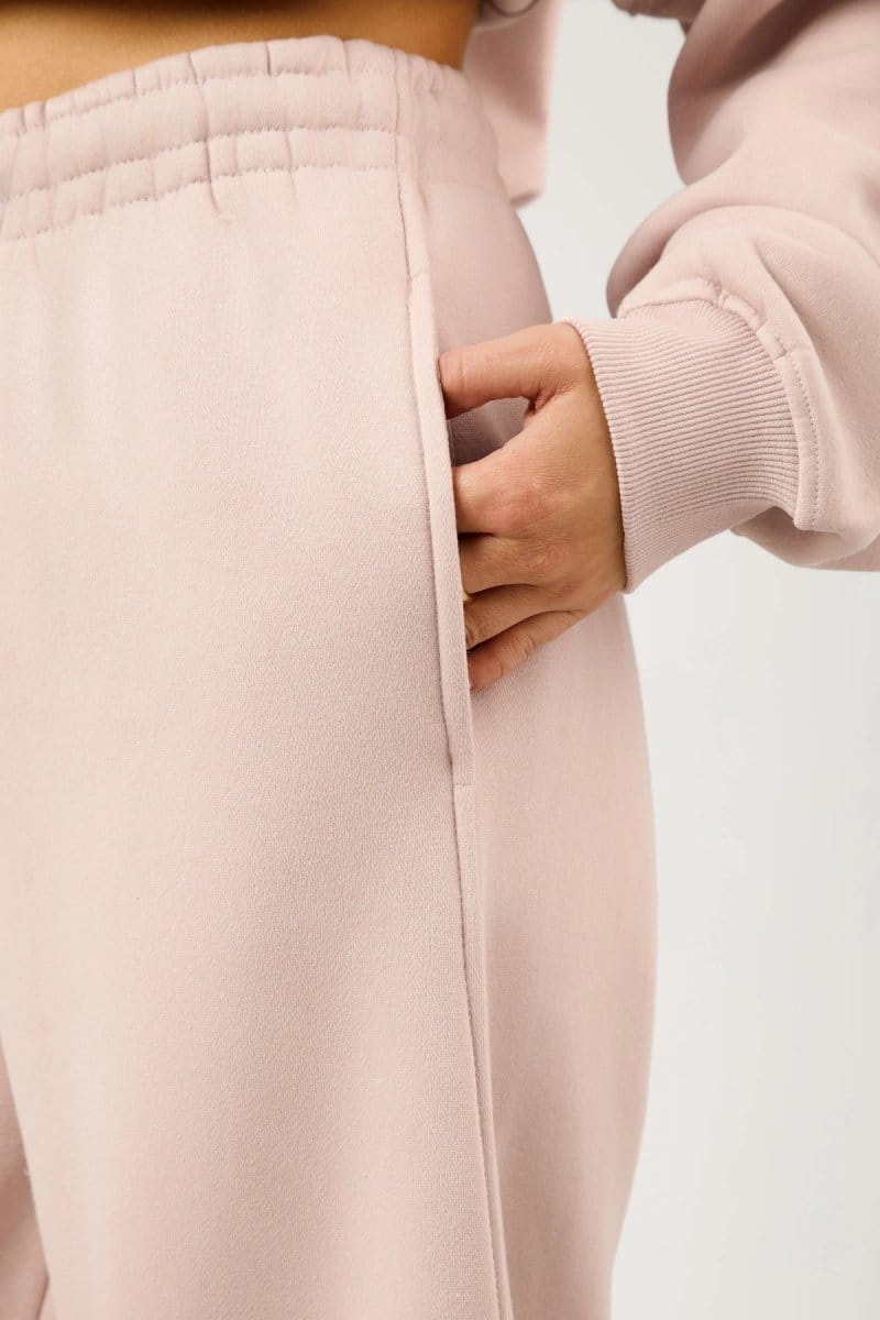 Kaiia Kaiia The Label Seam Detail Side Pocket Barrel Leg Joggers Pink Champagne - 4