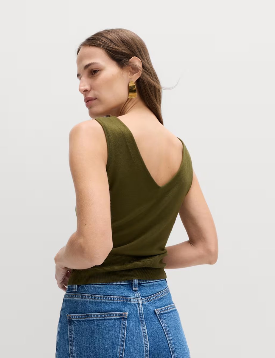 Marks & Spencer M&S Hardware Detail Slim Fit Cropped Knitted Vest Dark Khaki - 2