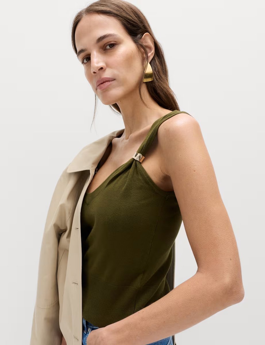 Marks & Spencer M&S Hardware Detail Slim Fit Cropped Knitted Vest Dark Khaki - 4