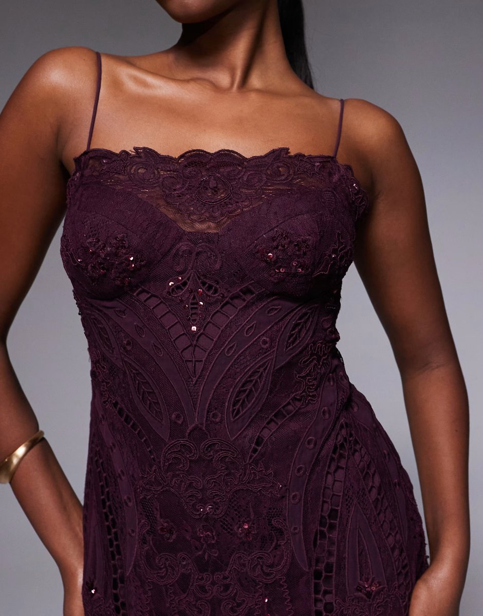 ASOS ASOS DESIGN scallop embroidered lace midi dress with sequins in mulberry - 4